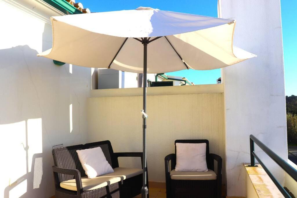 Sea Breeze House Ericeira - Ribeira Dilhas Beach Exterior photo