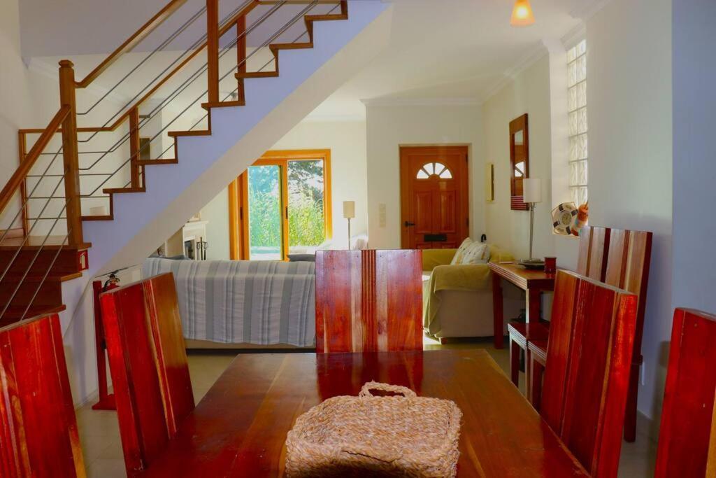 Sea Breeze House Ericeira - Ribeira Dilhas Beach Exterior photo