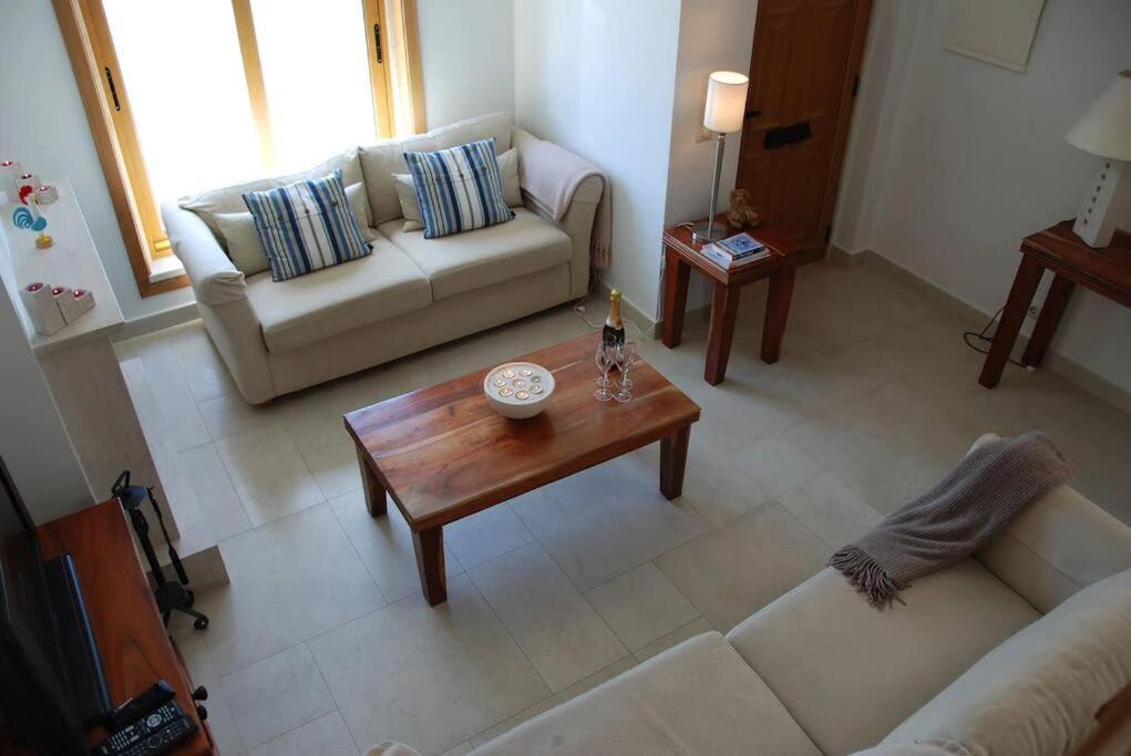 Sea Breeze House Ericeira - Ribeira Dilhas Beach Exterior photo