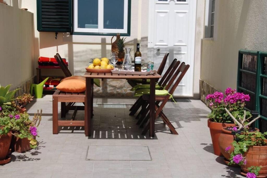 Sea Breeze House Ericeira - Ribeira Dilhas Beach Exterior photo